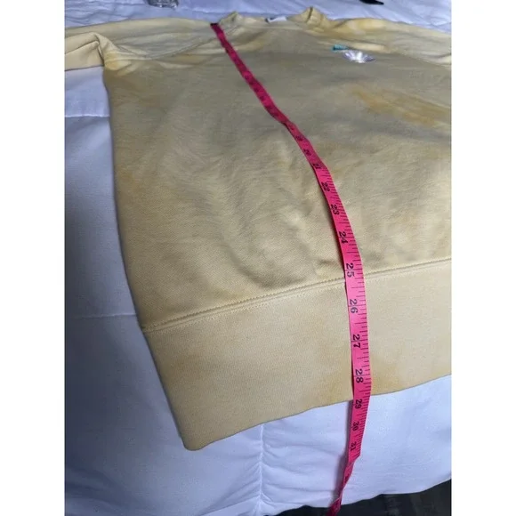 Nike Sportswear Tie Dye Embroidered Daisy Round Neck Small Yellow Daisy Gold - Picture 8 of 10